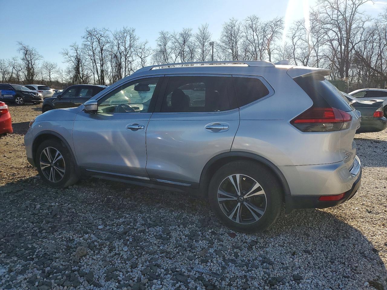 2017 NISSAN ROGUE S photo 2