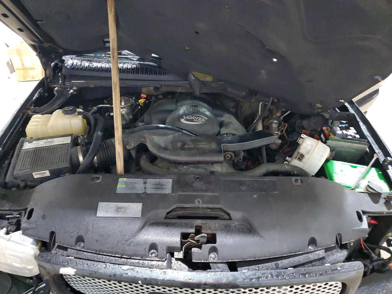 2003 GMC YUKON DENALI photo 12