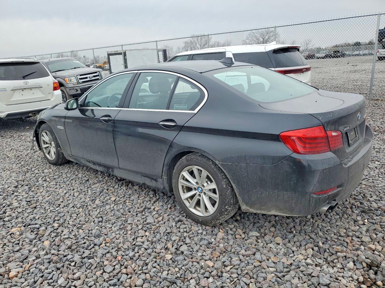 2014 BMW 528 XI photo 2