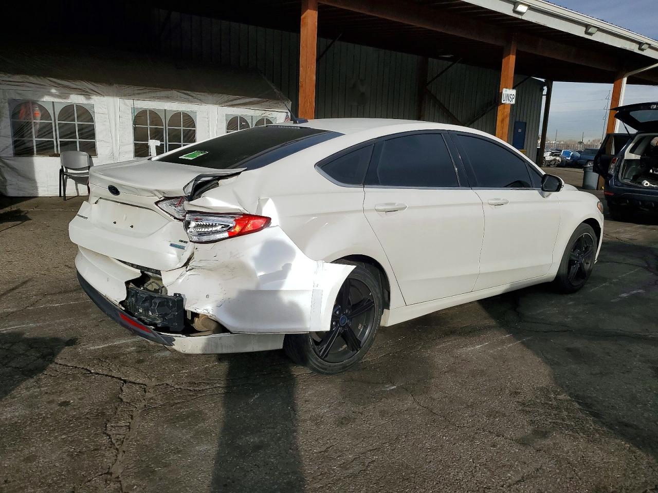 2016 FORD FUSION SE photo 3