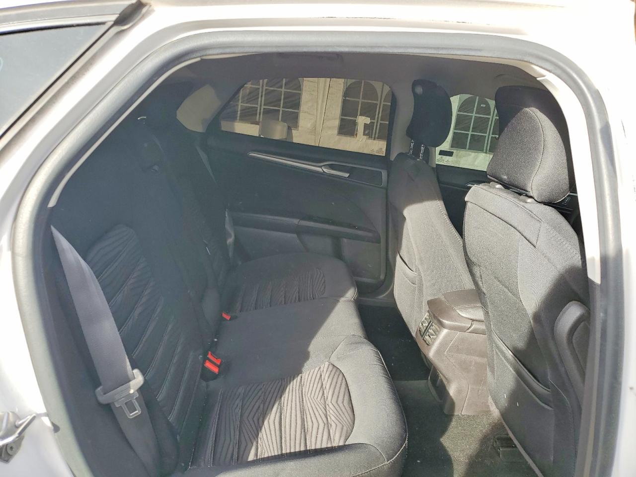 2016 FORD FUSION SE photo 10