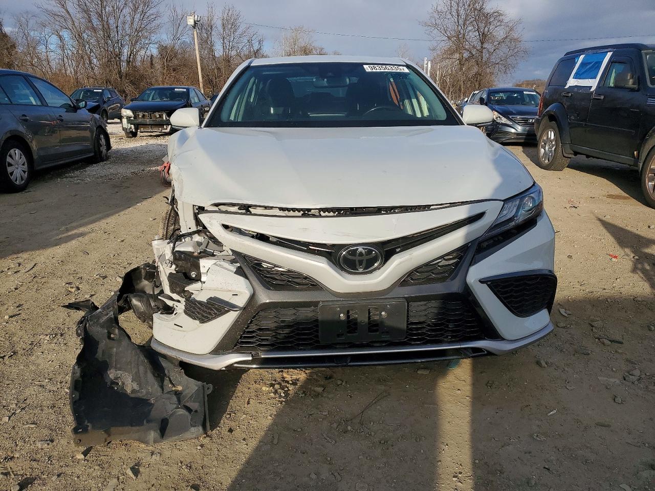 2022 TOYOTA CAMRY XSE photo 5