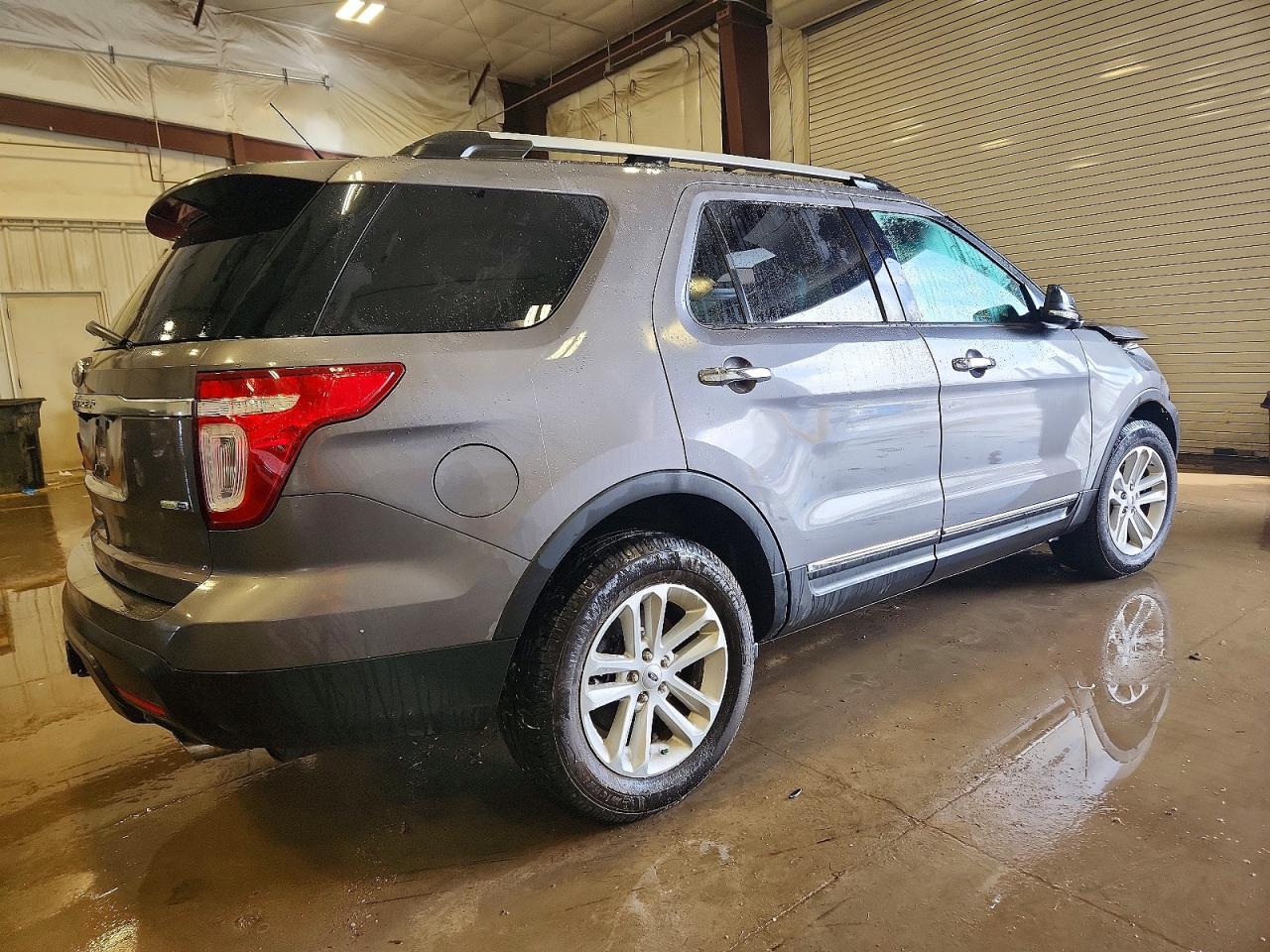 2013 FORD EXPLORER XLT photo 3