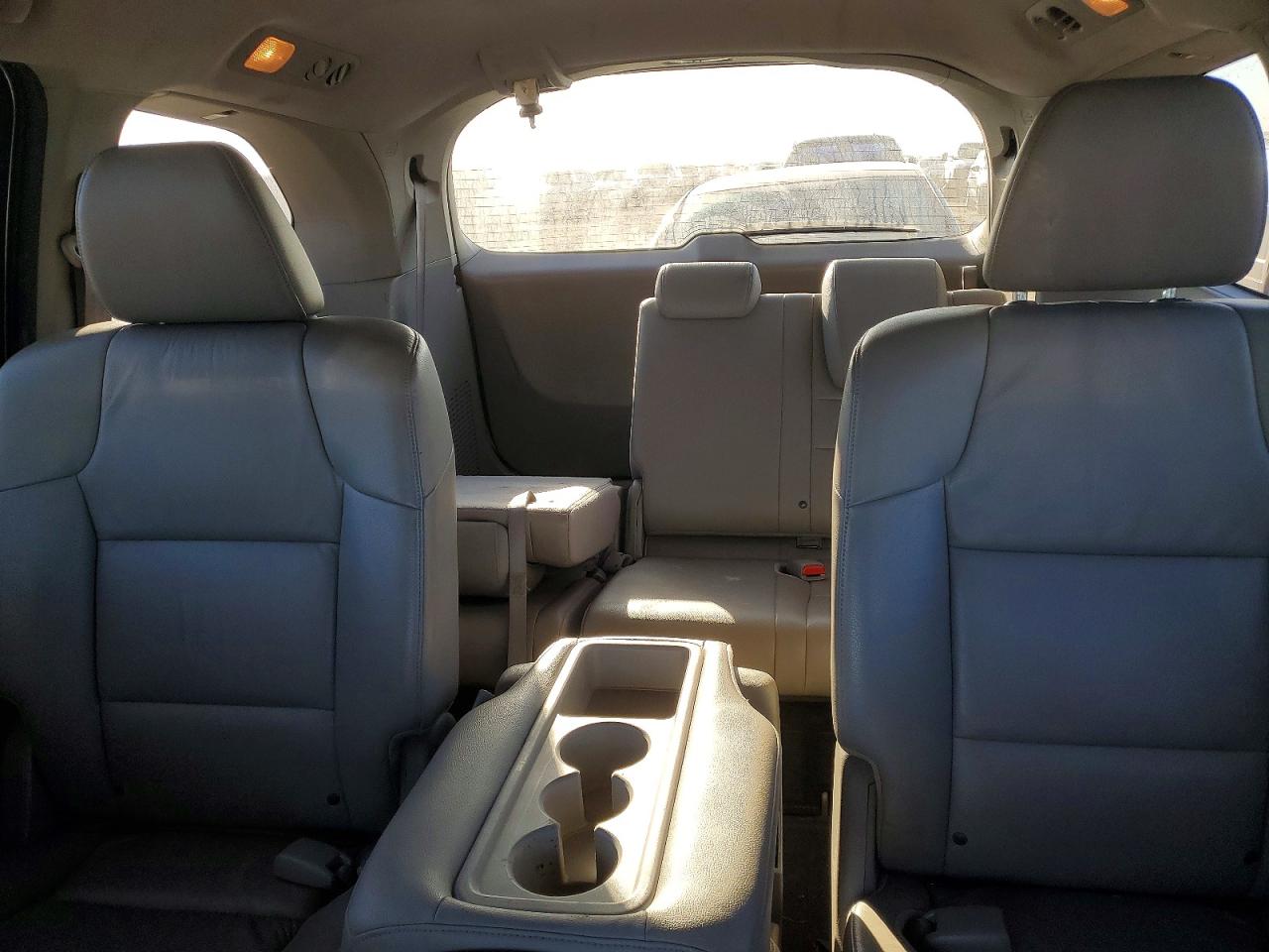 2012 HONDA ODYSSEY EXL photo 10
