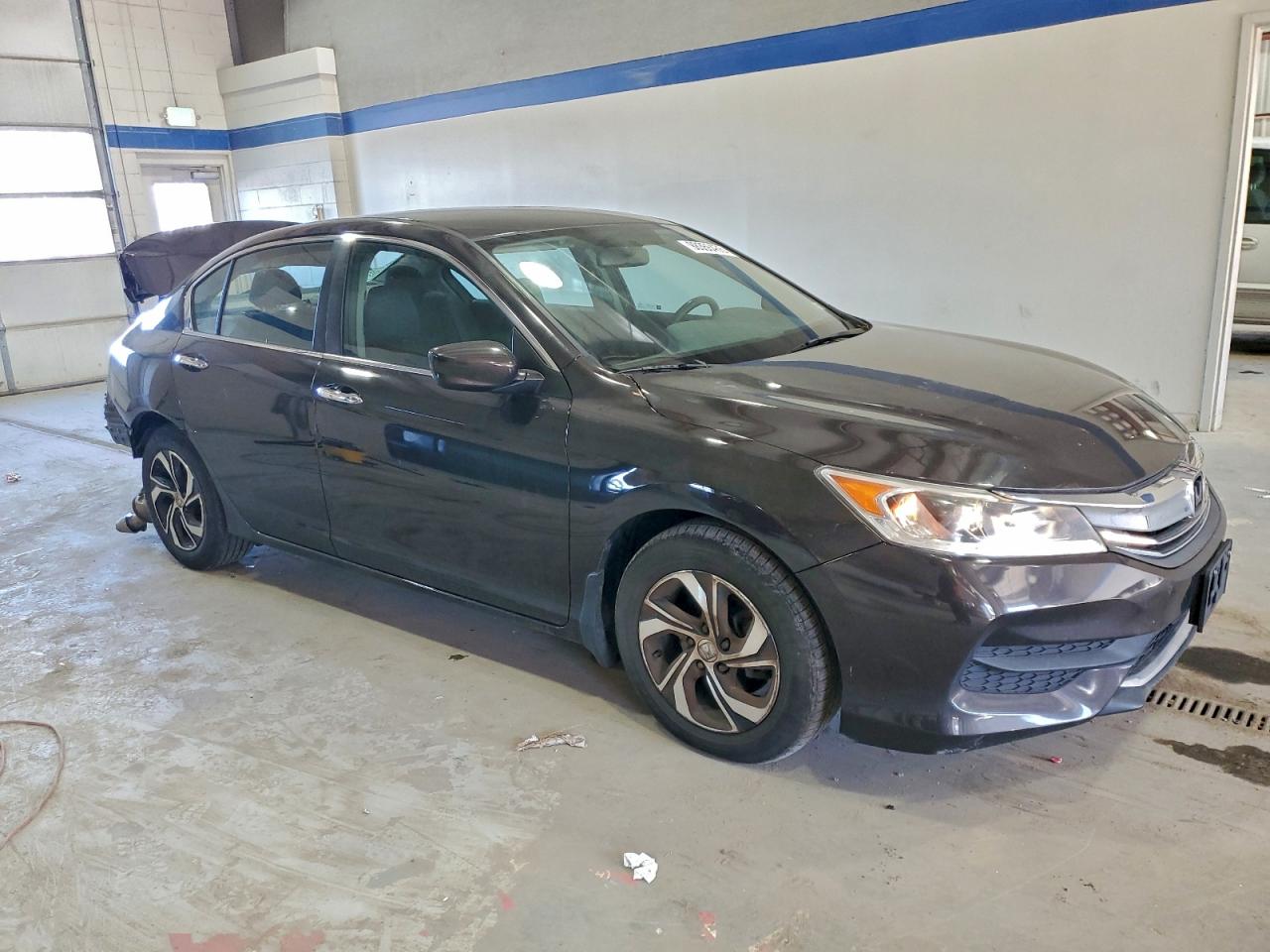 2017 HONDA ACCORD LX photo 4
