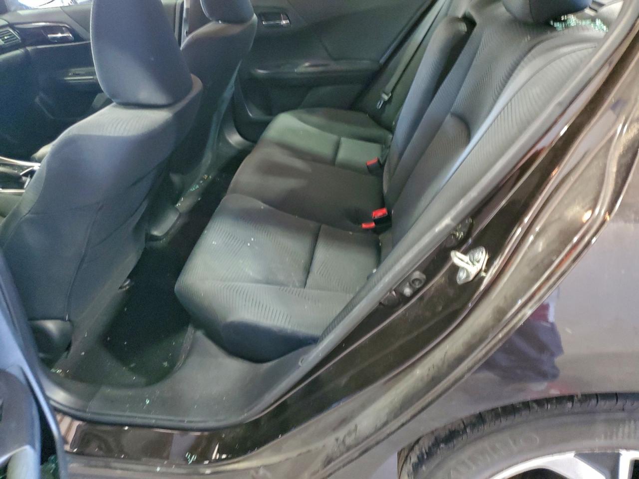 2017 HONDA ACCORD LX photo 10