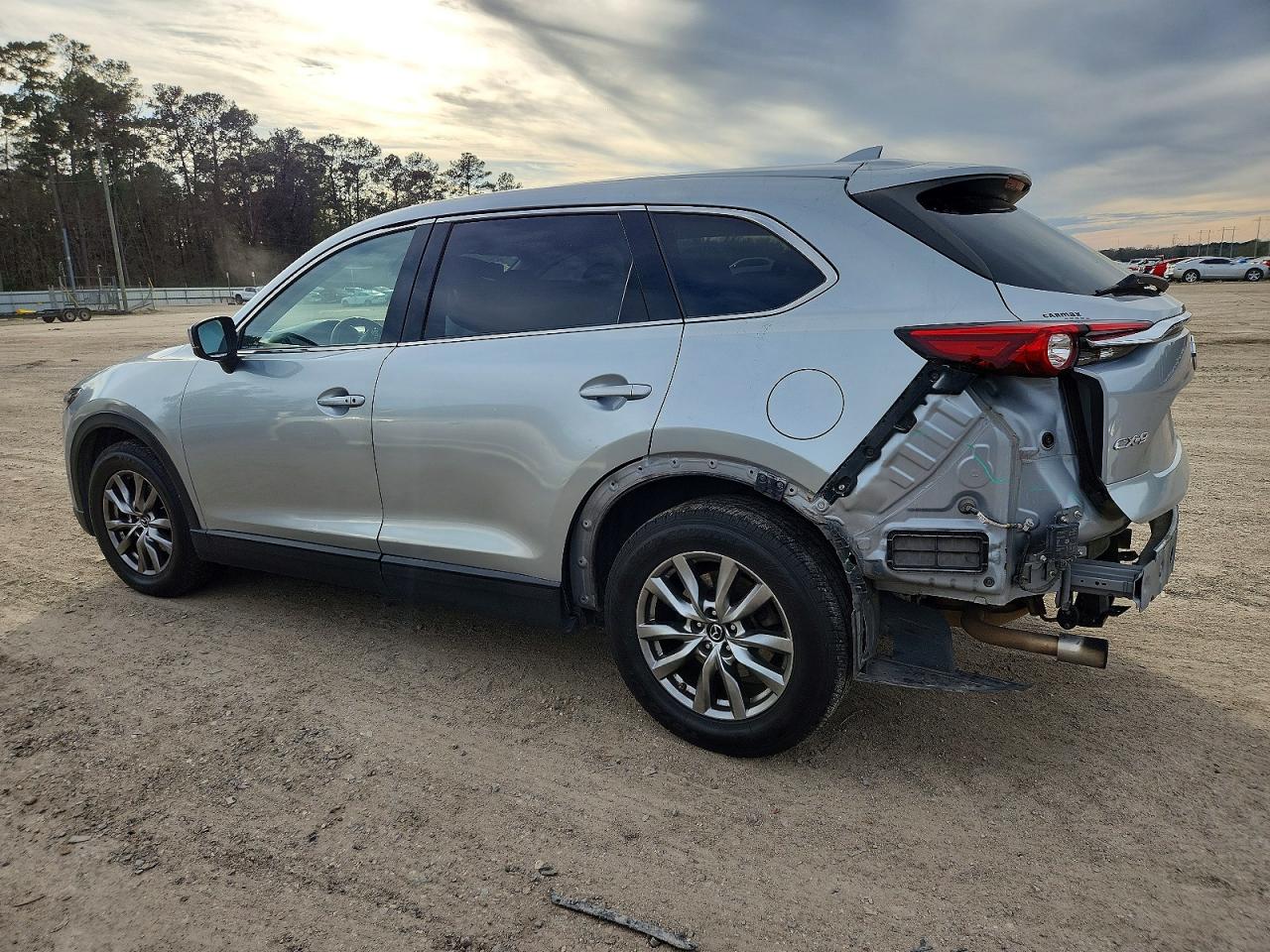 2018 MAZDA CX-9 TOURING photo 2