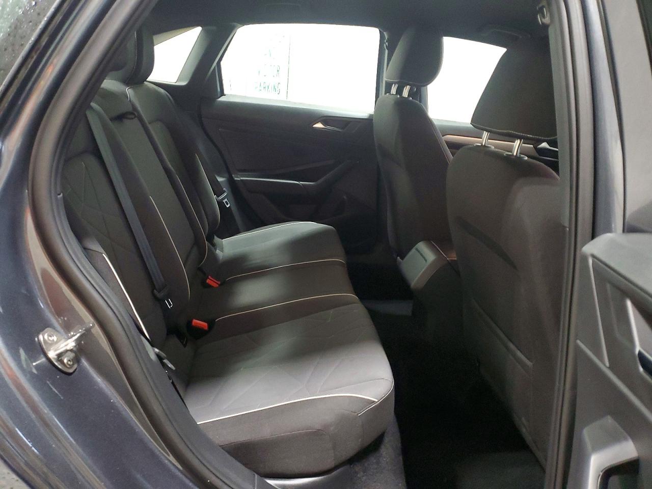 2025 VOLKSWAGEN JETTA SPORT photo 11