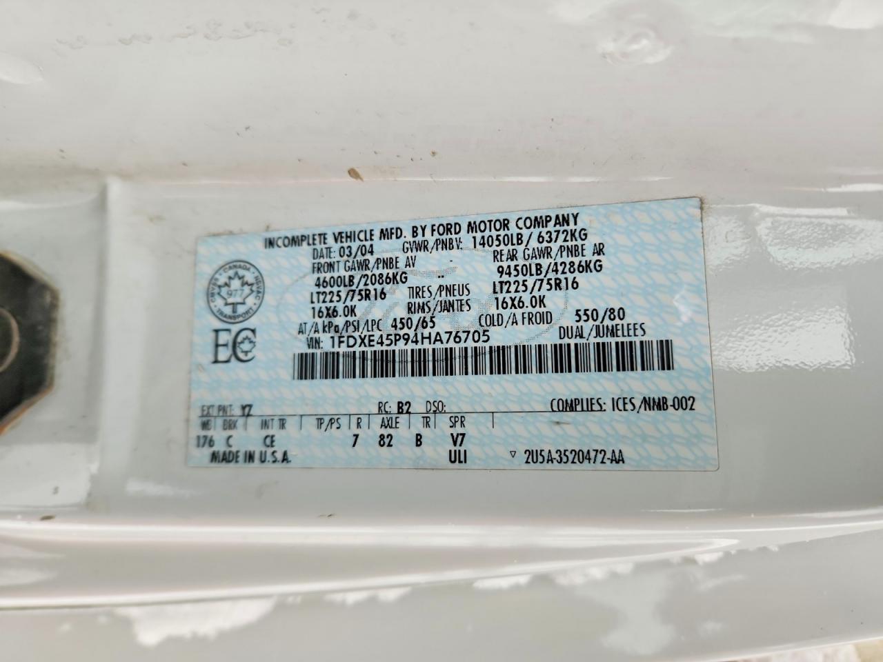 2004 FORD ECONOLINE E450 SUPER DUTY CUTAWAY VAN photo 13
