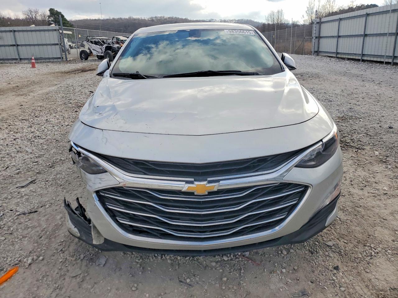 2022 CHEVROLET MALIBU LT photo 5