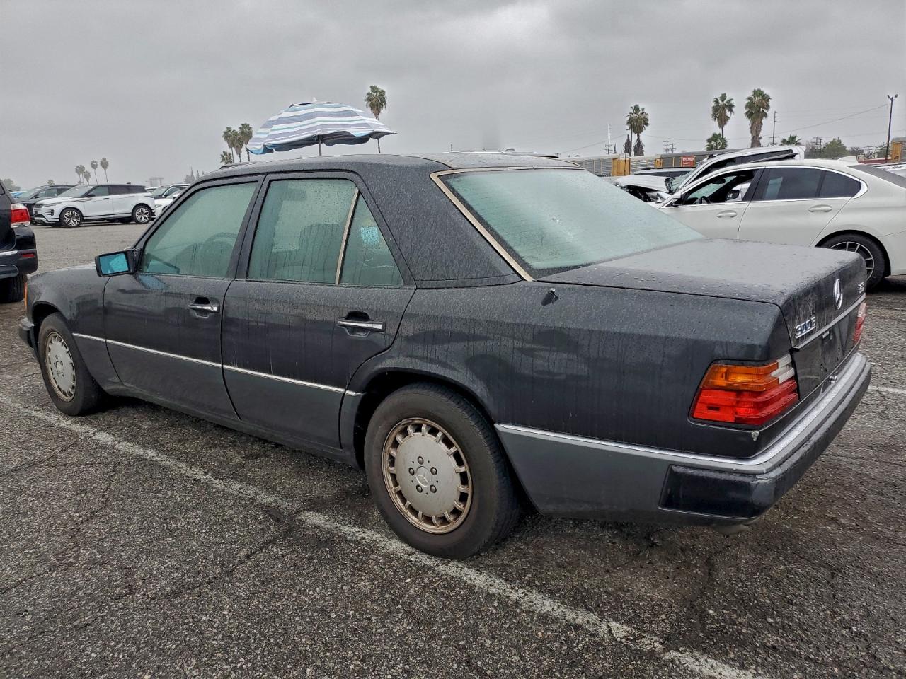 1993 MERCEDES-BENZ 300 E 2.8 photo 2