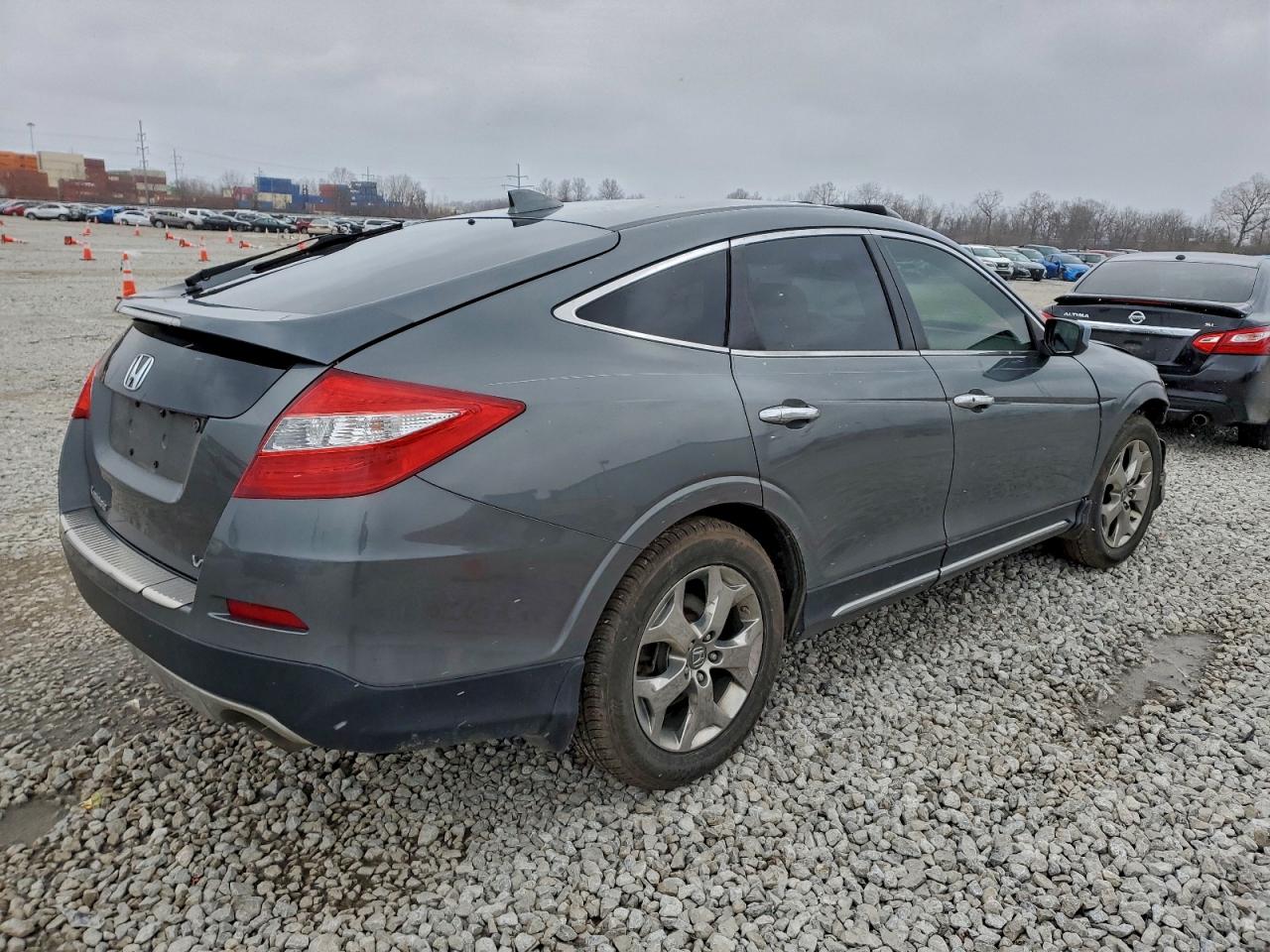 2014 HONDA CROSSTOUR EX photo 3