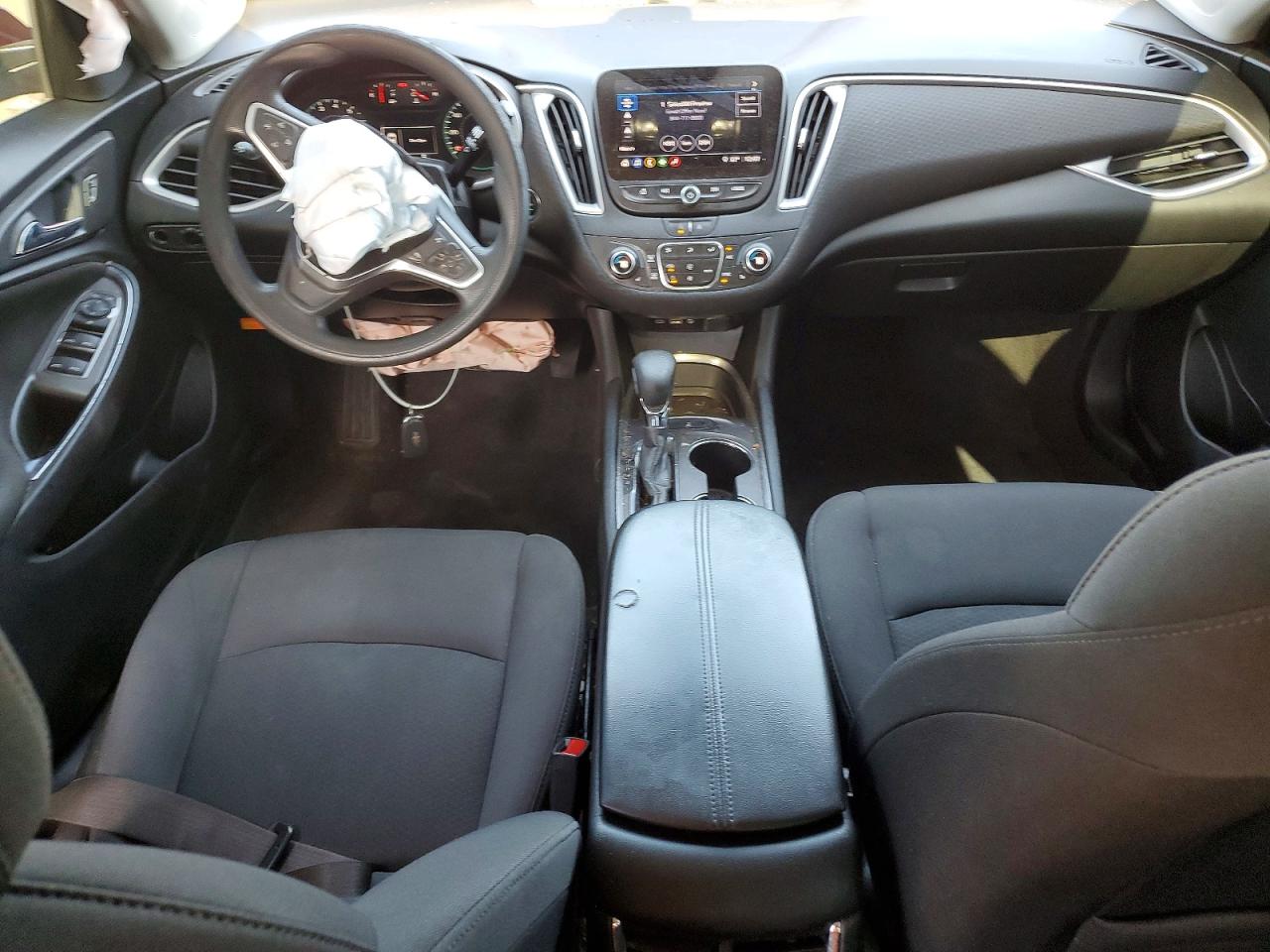 2022 CHEVROLET MALIBU LT photo 8