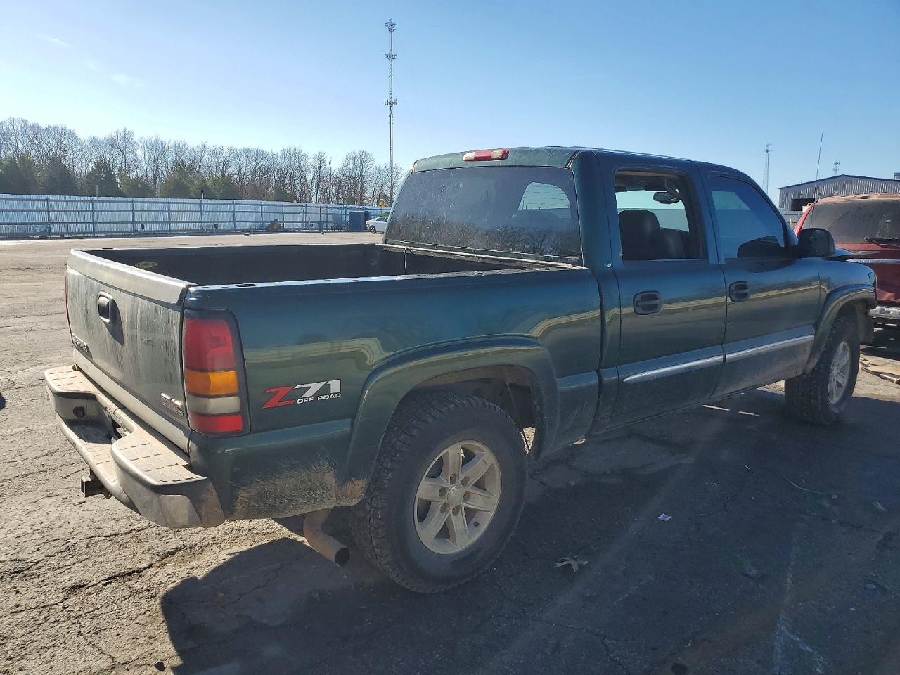 2006 GMC NEW SIERRA K1500 photo 3