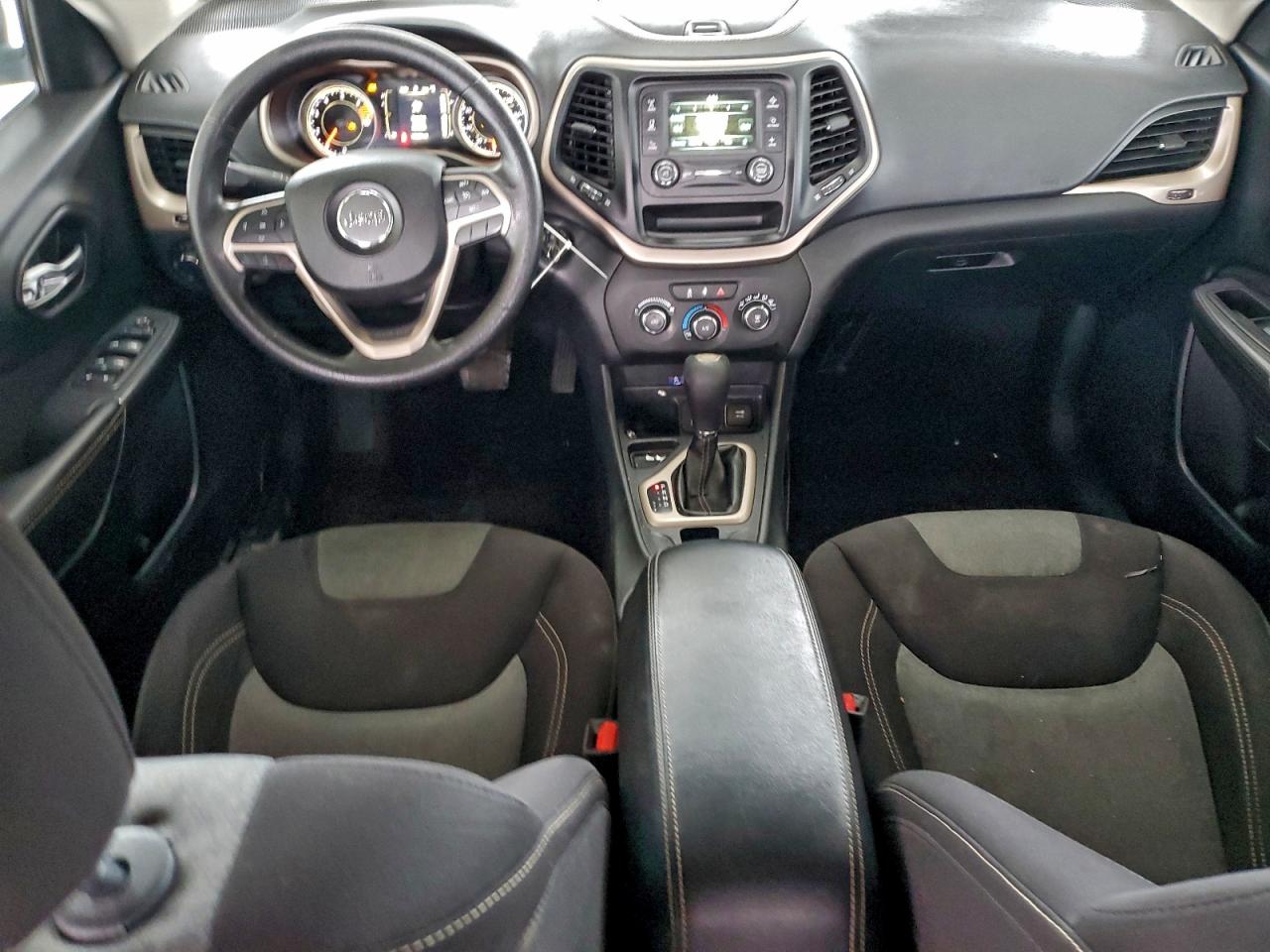2016 JEEP CHEROKEE SPORT photo 8