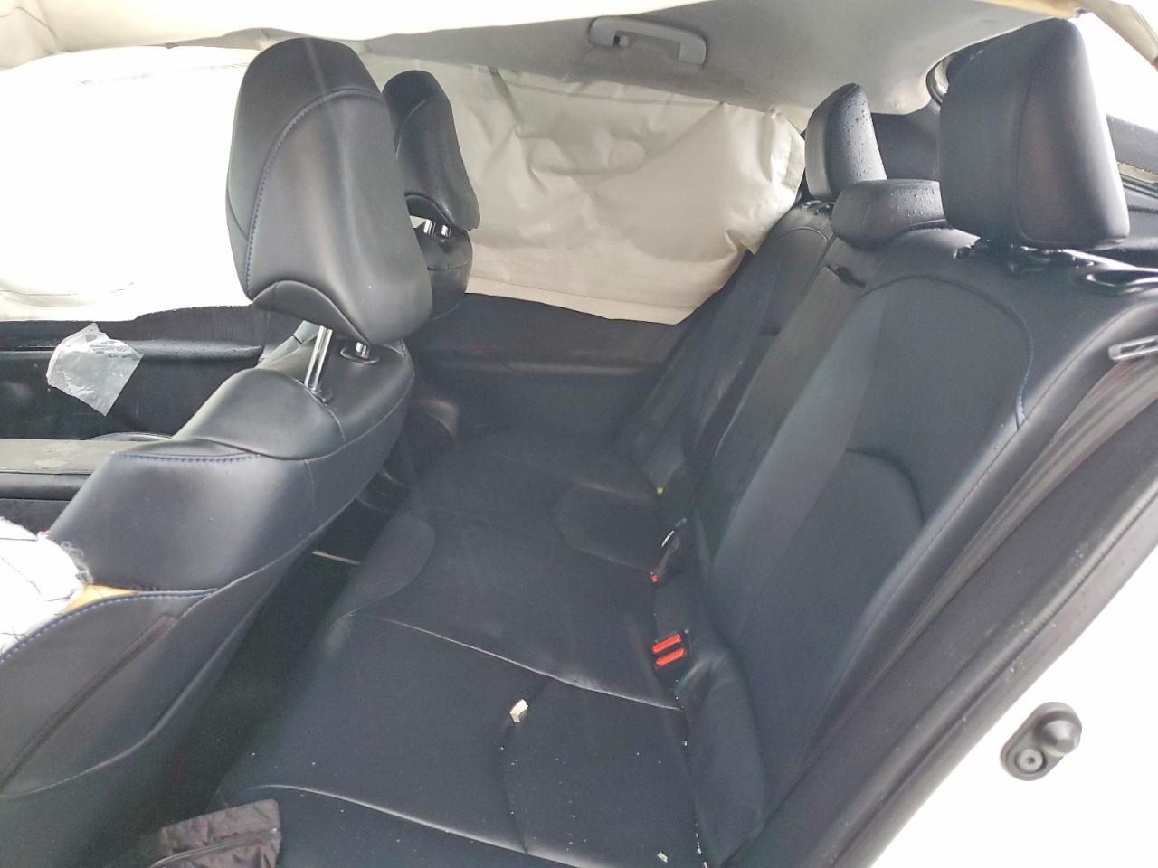 2016 TOYOTA PRIUS THREE TOURING photo 10