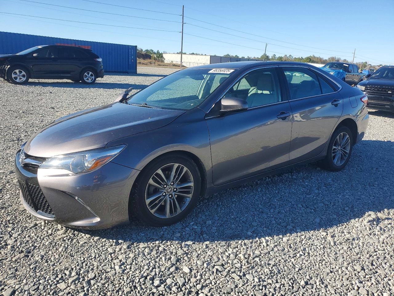2016 TOYOTA CAMRY