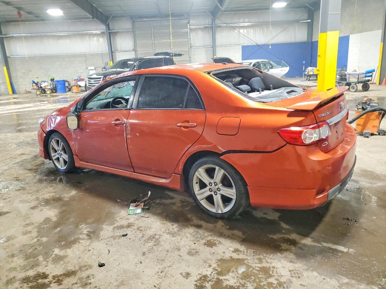 2013 TOYOTA COROLLA S SPECIAL EDITION photo 2