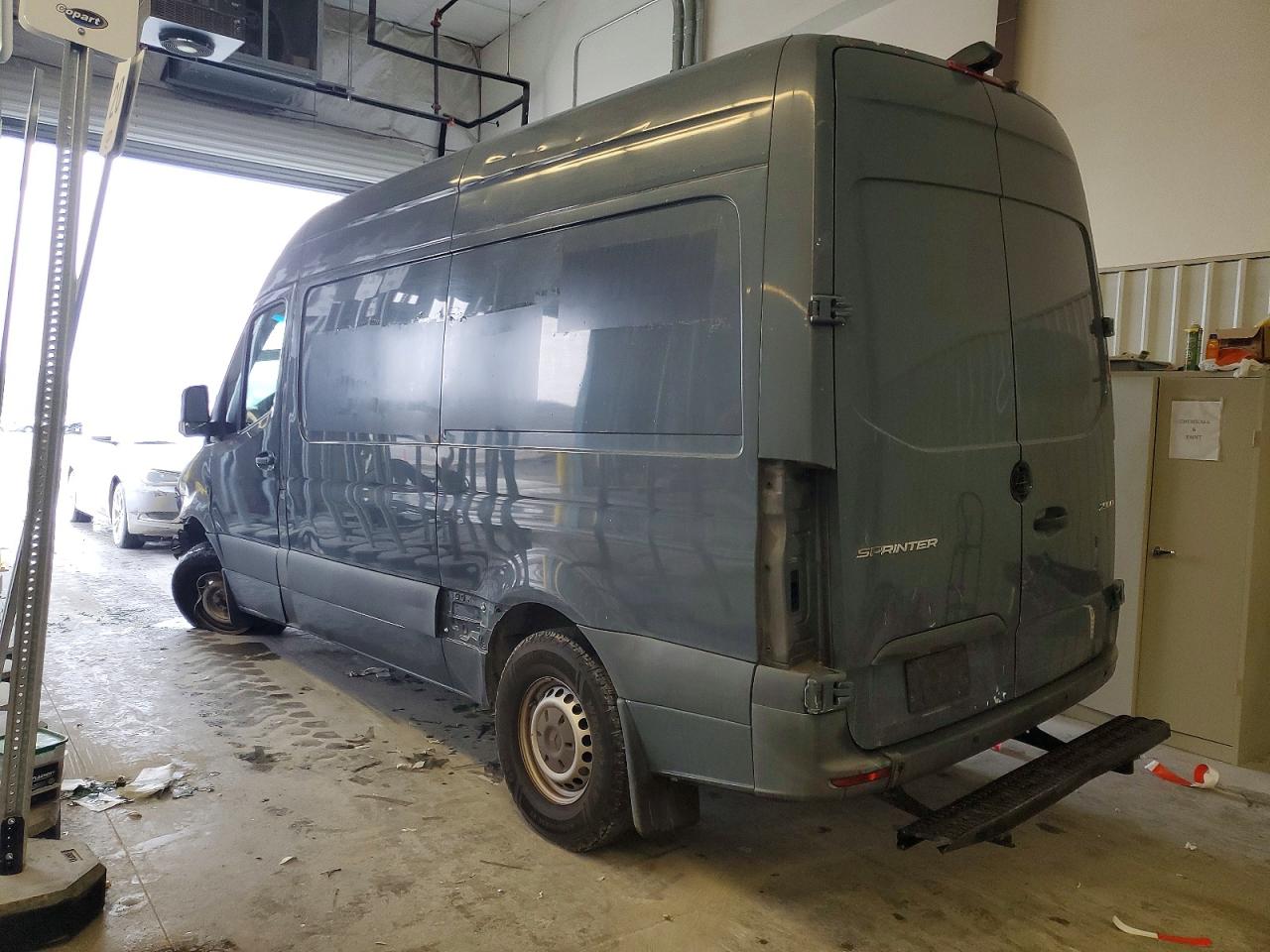 2019 MERCEDES BENZ SPRINTER 2500 DELIVERY VAN photo 2