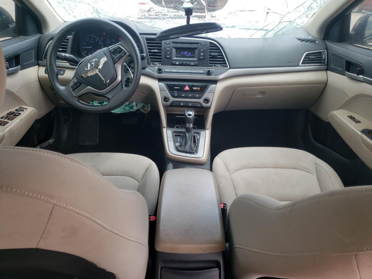2017 HYUNDAI ELANTRA SE photo 8