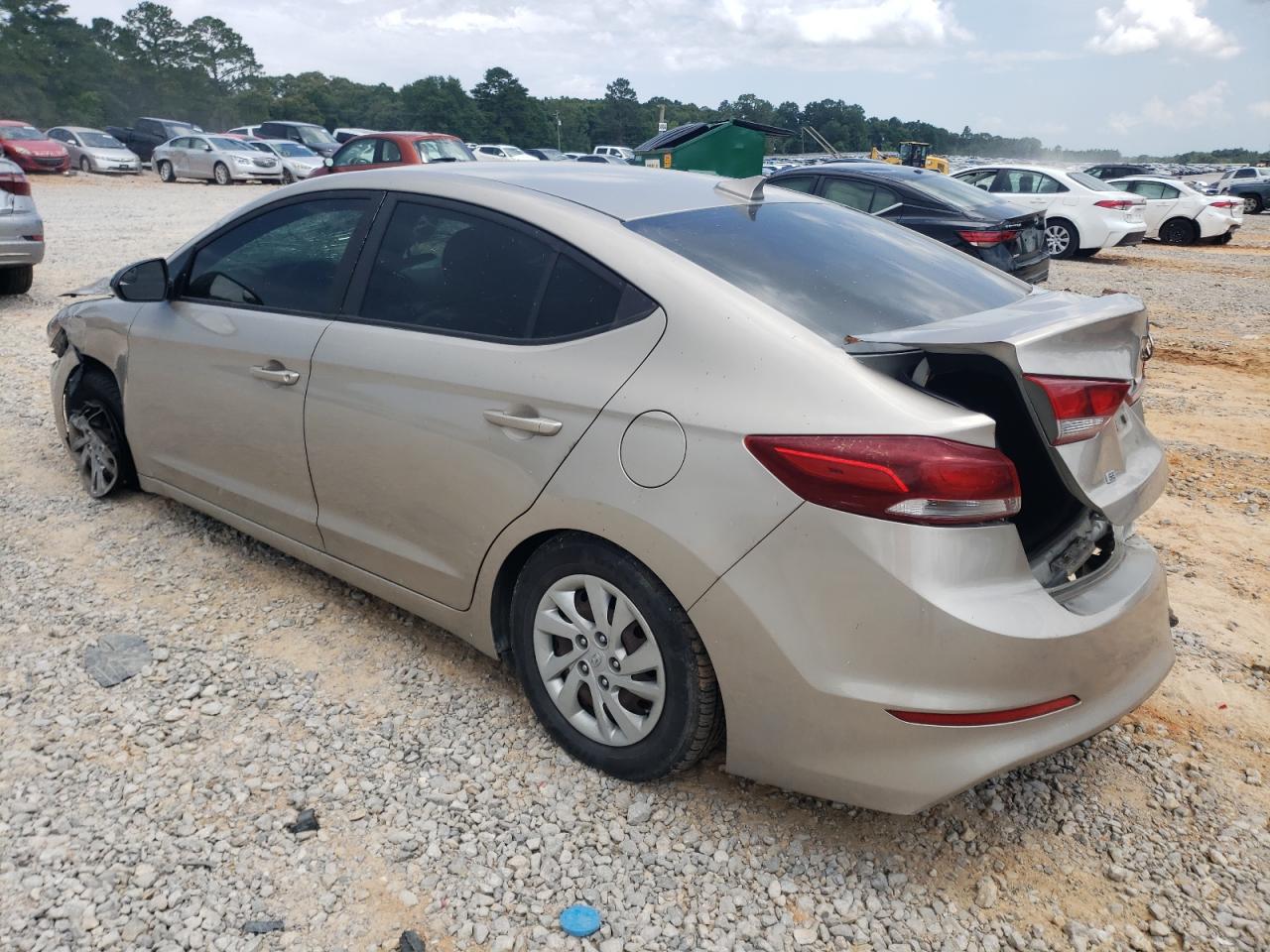 2017 HYUNDAI ELANTRA SE photo 2