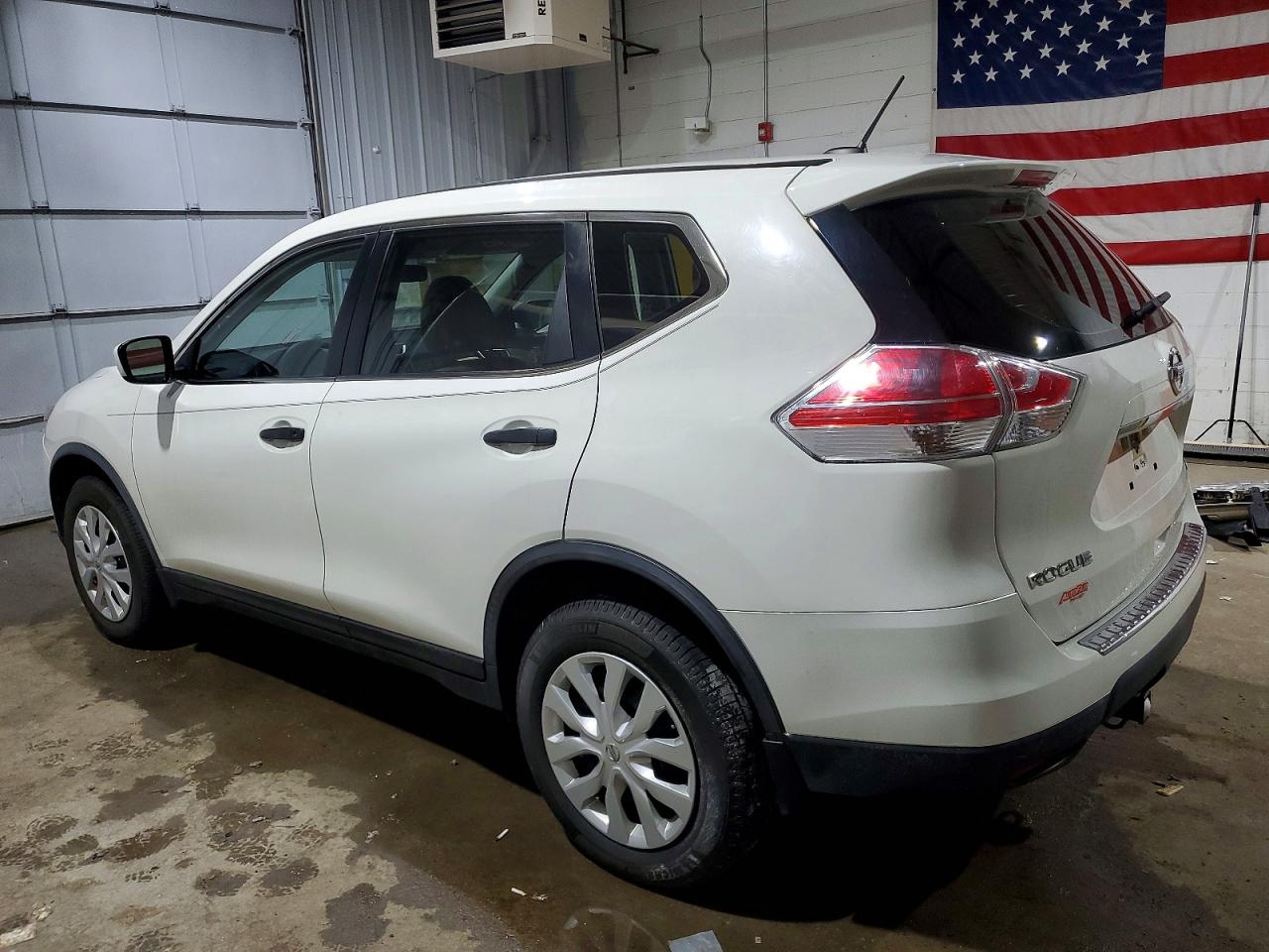 2016 NISSAN ROGUE S photo 2