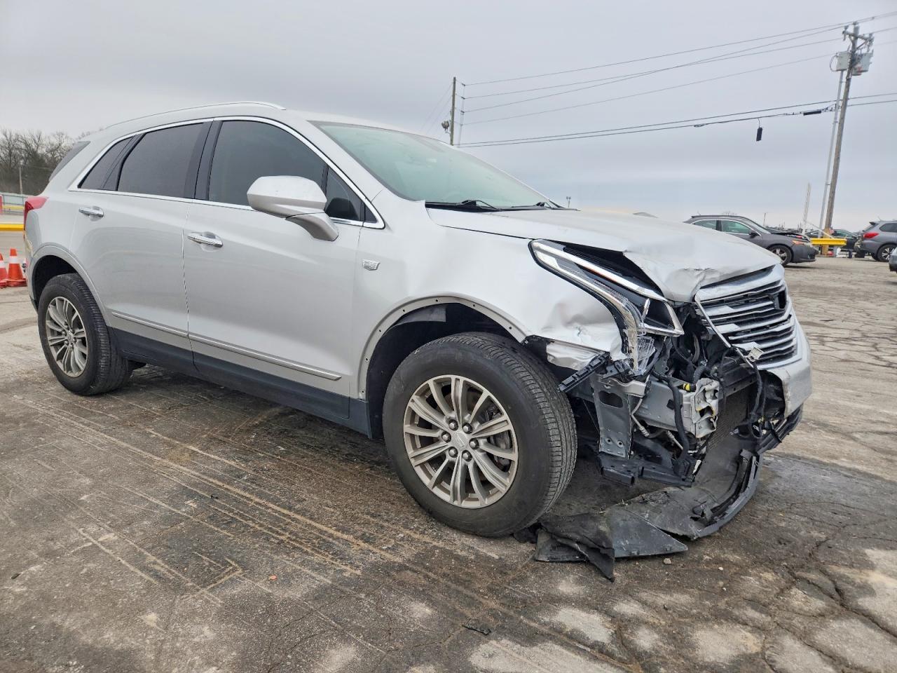 2018 CADILLAC XT5 LUXURY photo 4