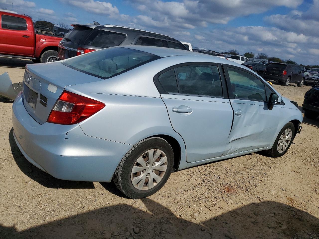 2012 HONDA CIVIC LX photo 3