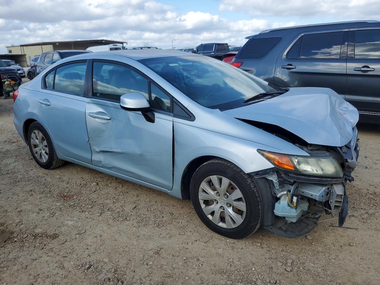 2012 HONDA CIVIC LX photo 4