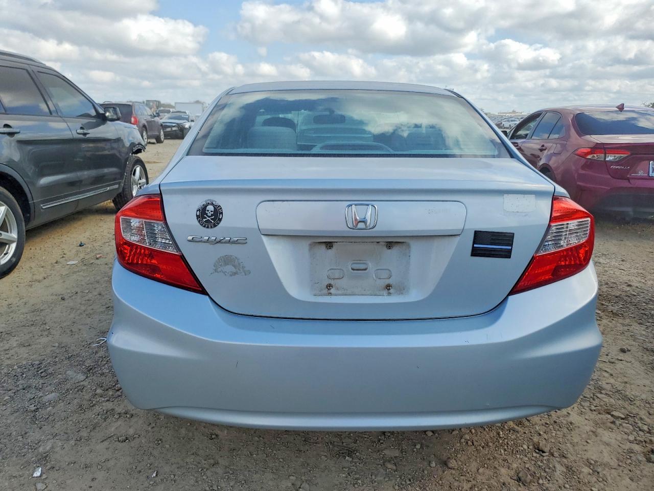 2012 HONDA CIVIC LX photo 6