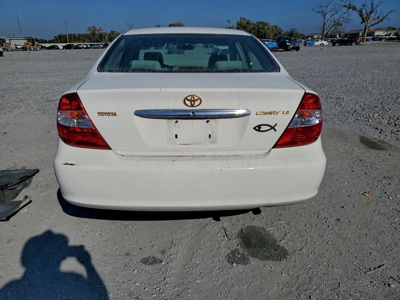 2003 TOYOTA CAMRY LE photo 6