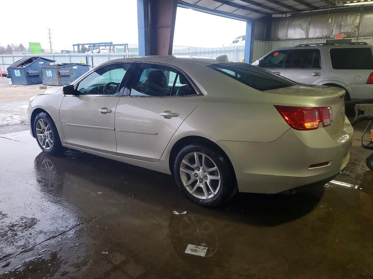 2013 CHEVROLET MALIBU 1LT photo 2