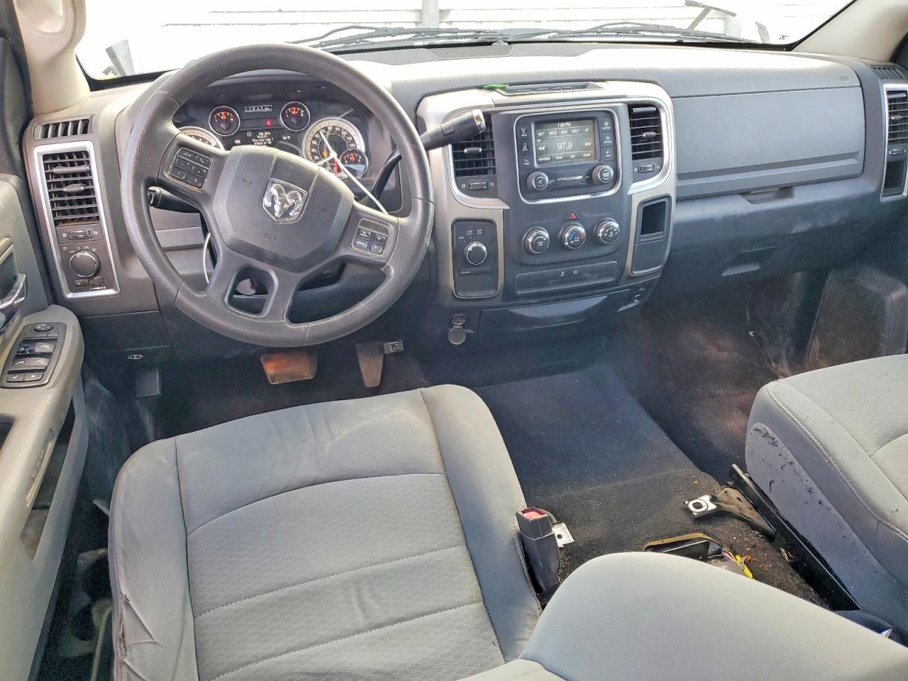 2013 RAM 1500 SLT photo 8