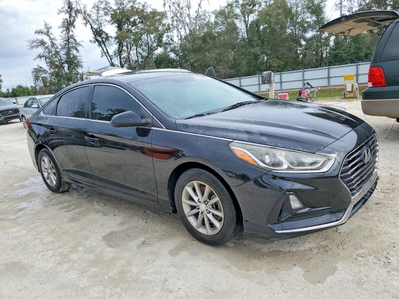 2018 HYUNDAI SONATA SE photo 4