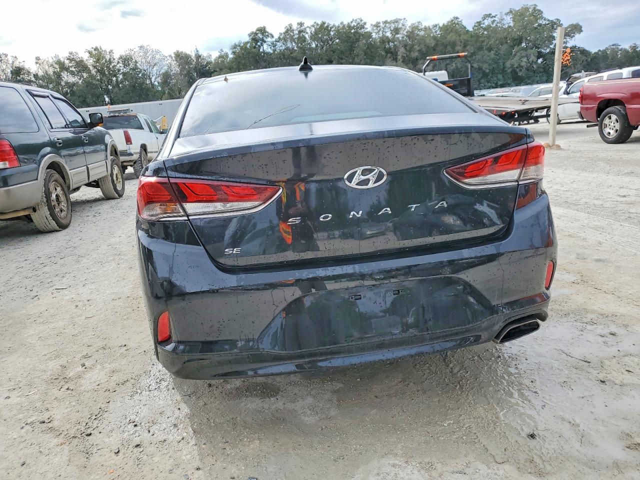 2018 HYUNDAI SONATA SE photo 6