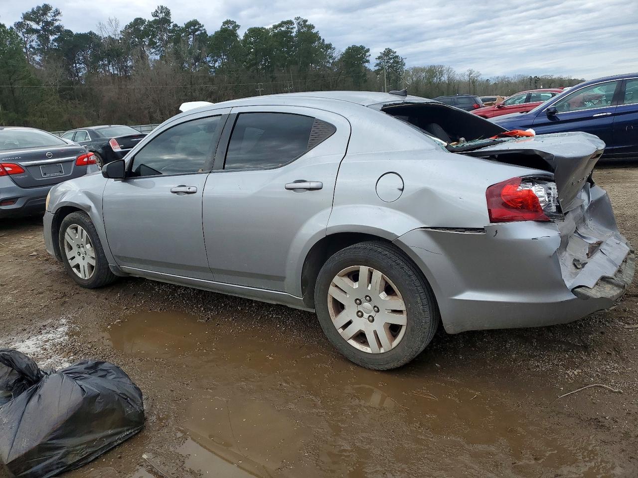 2014 DODGE AVENGER SE photo 2