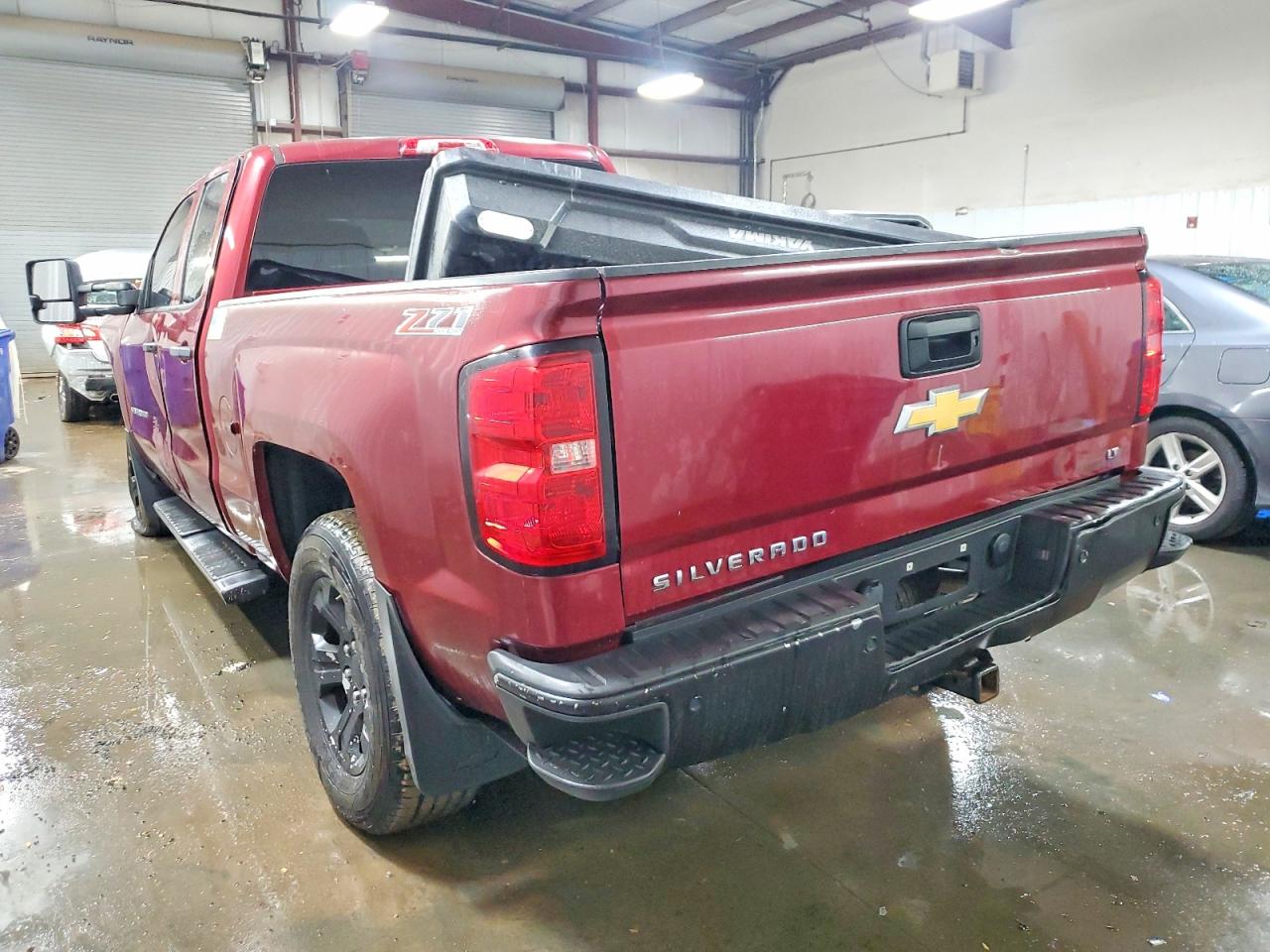 2014 CHEVROLET SILVERADO K1500 LT photo 2