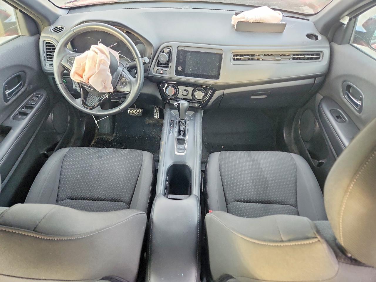2019 HONDA HR-V SPORT photo 8