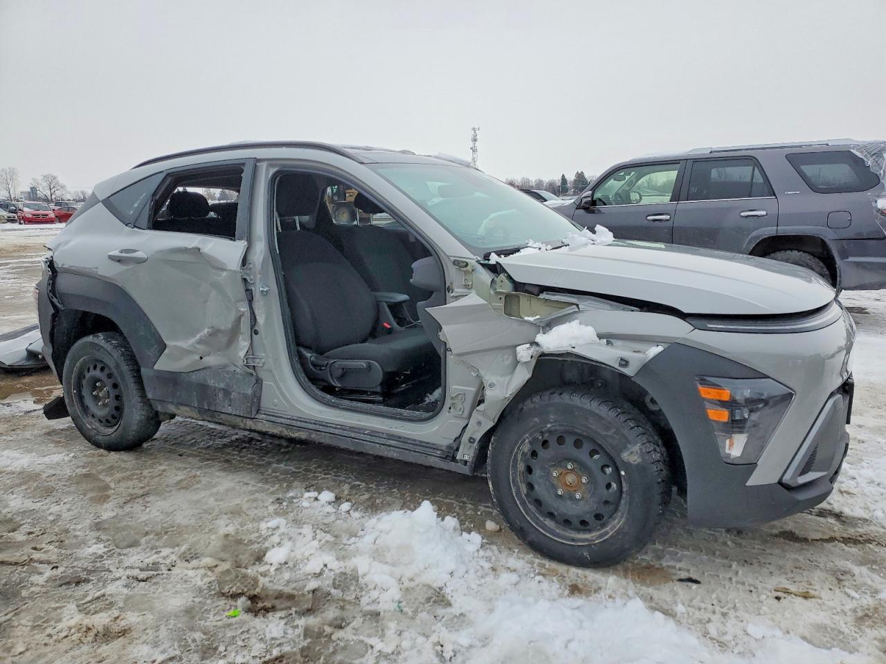 2025 HYUNDAI KONA PREFERRED SPORT photo 4