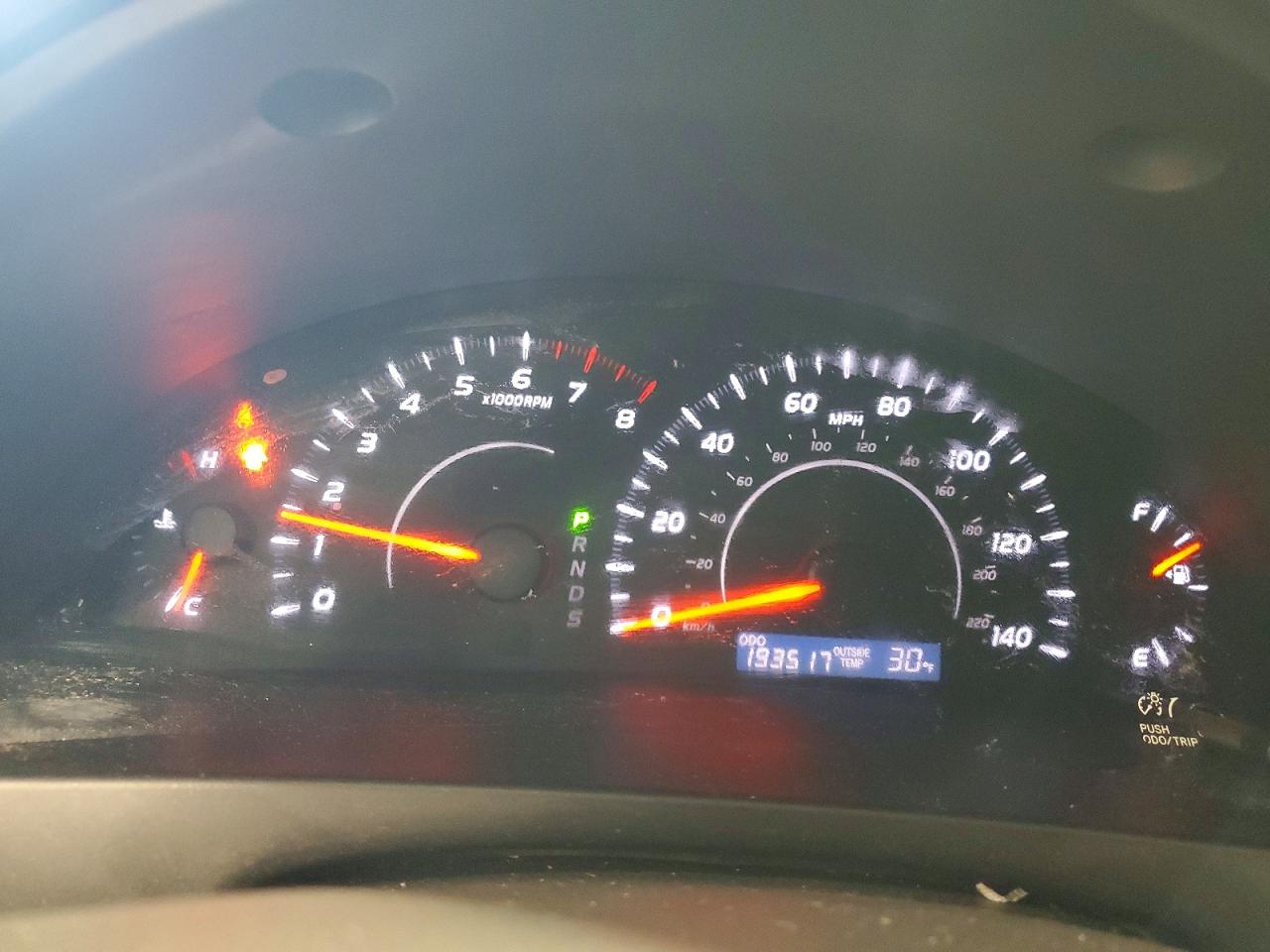 2011 TOYOTA CAMRY BASE photo 9