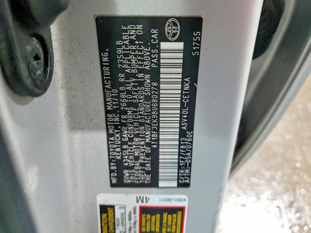 2011 TOYOTA CAMRY BASE photo 12