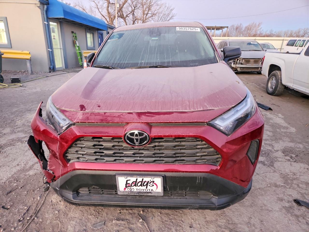 2024 TOYOTA RAV4 LE photo 5