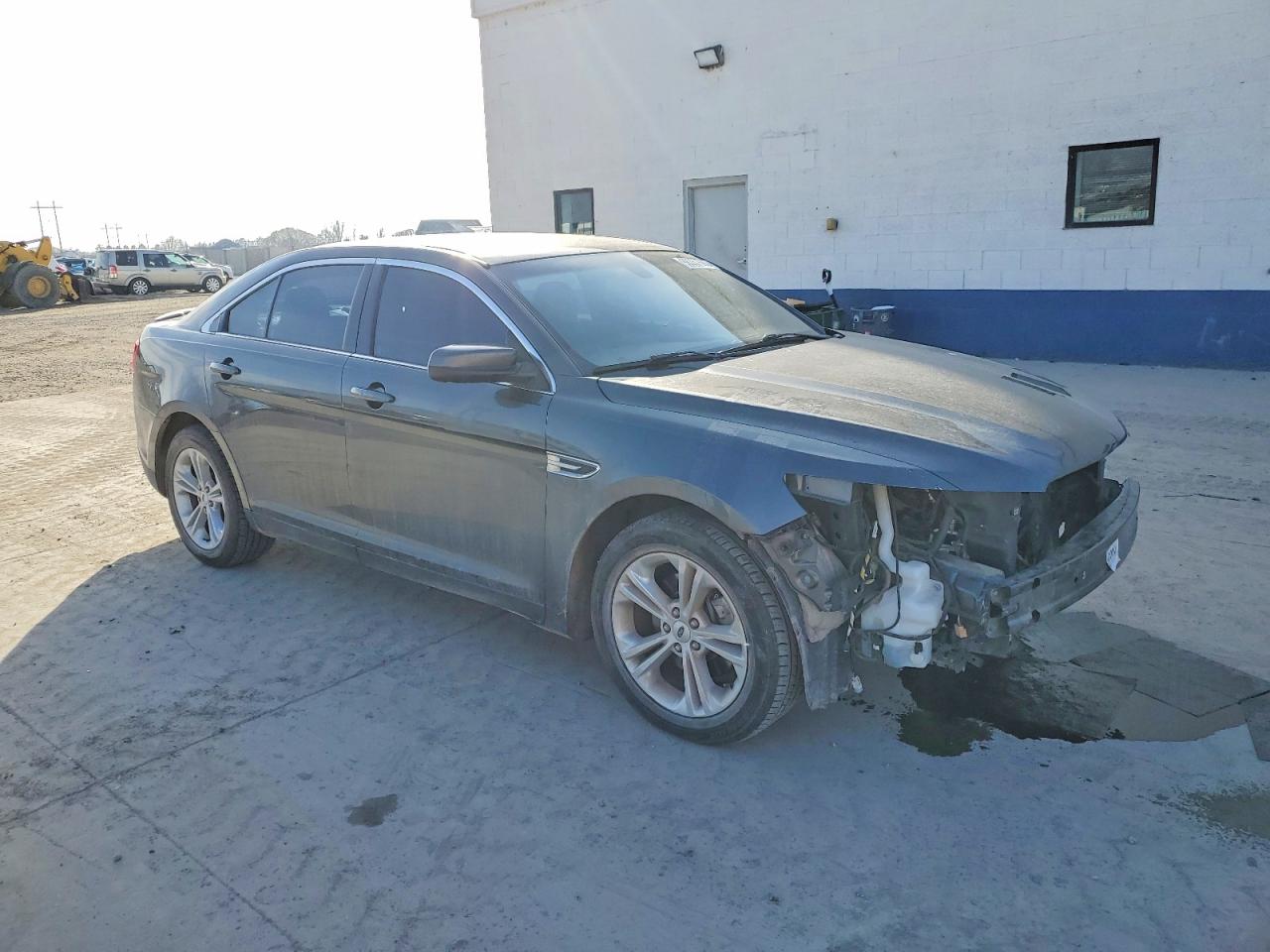 2018 FORD TAURUS SEL photo 4