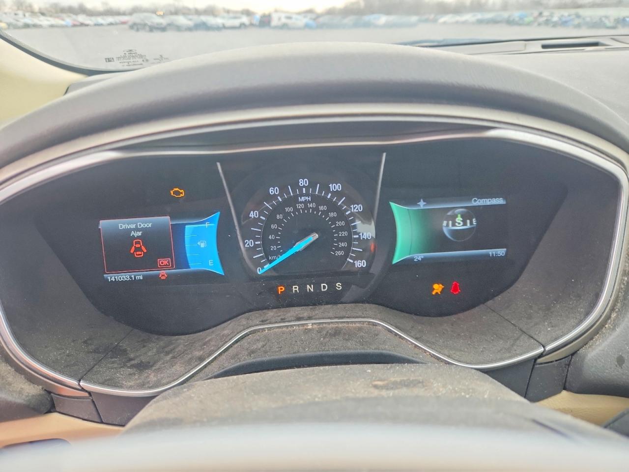 2014 FORD FUSION SE photo 9