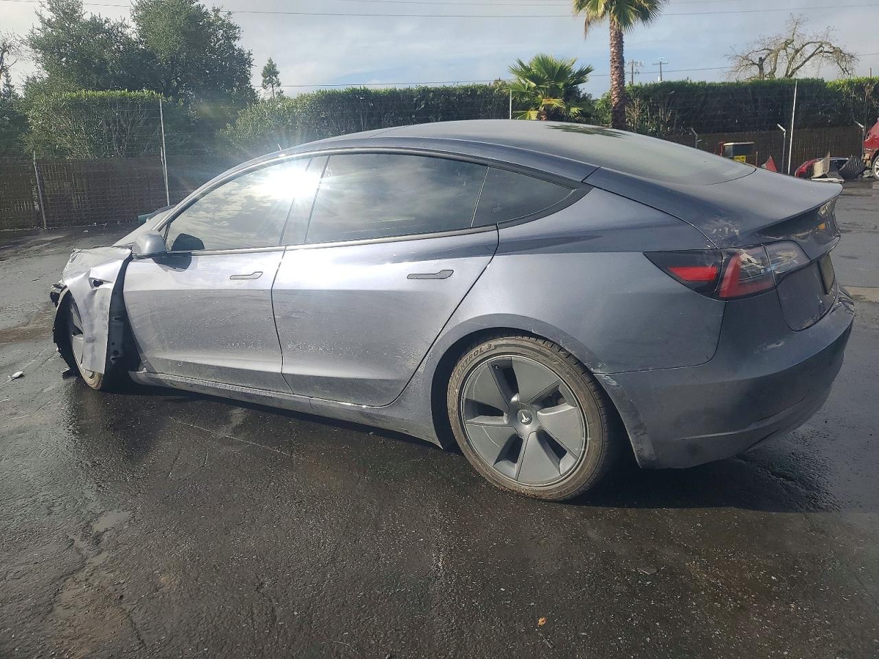 2023 TESLA MODEL 3 photo 2