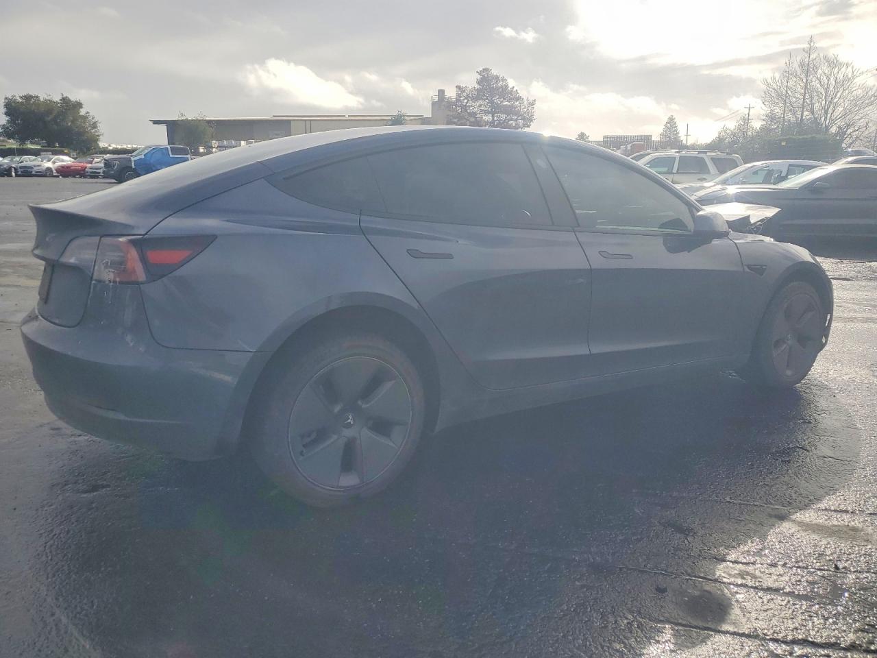 2023 TESLA MODEL 3 photo 3