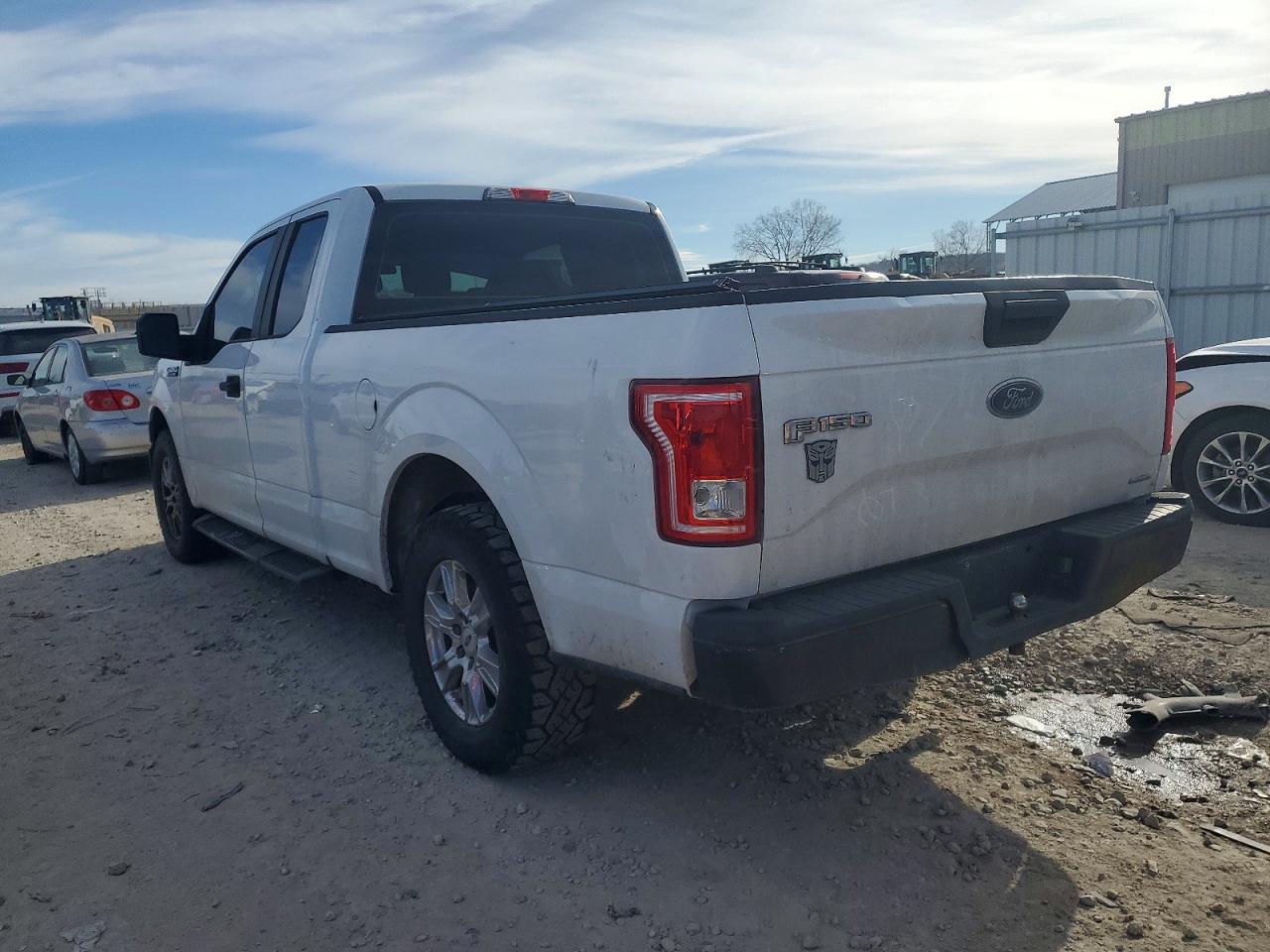 2015 FORD F150 SUPER CAB photo 2