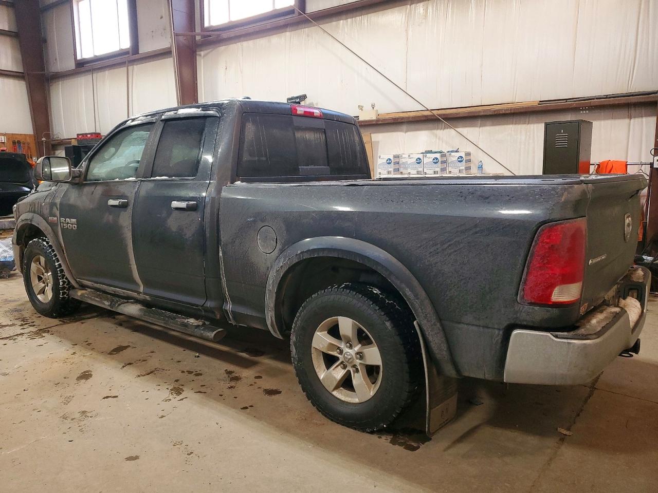 2013 RAM 1500 SLT photo 2