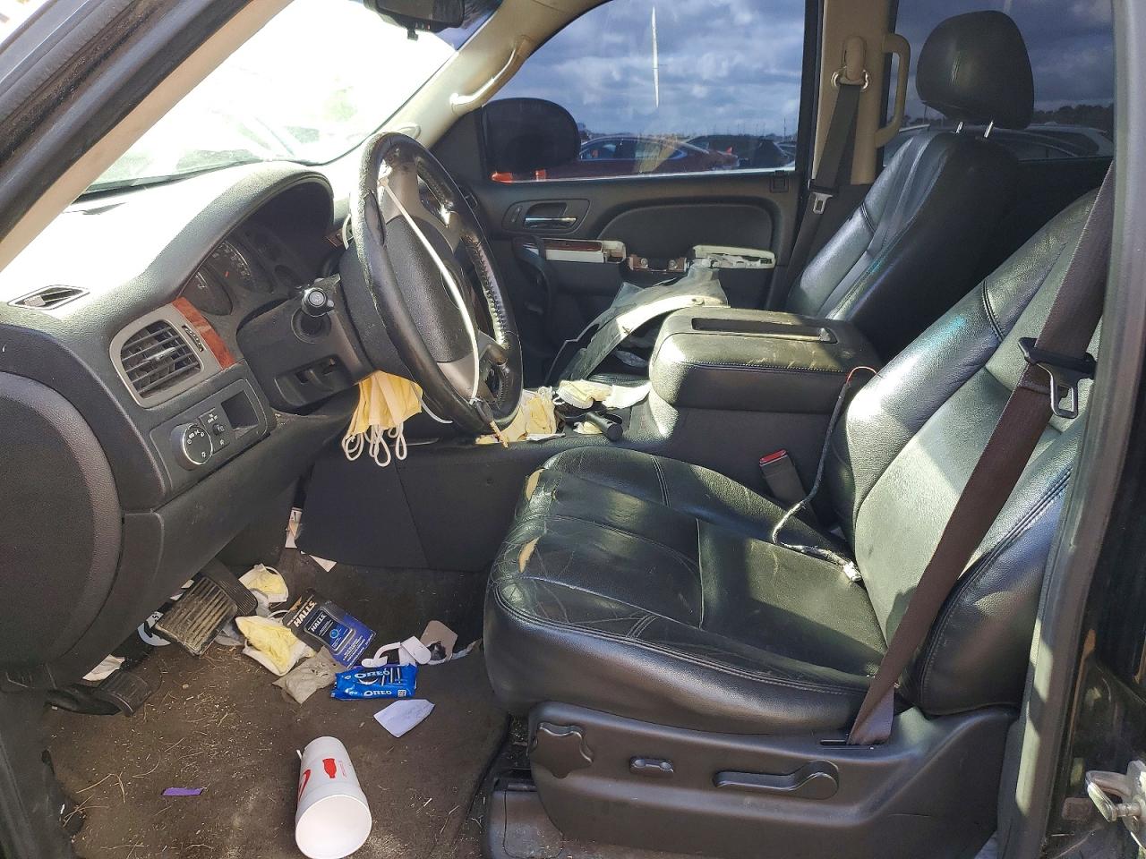 2013 CHEVROLET SUBURBAN C1500 LT photo 7