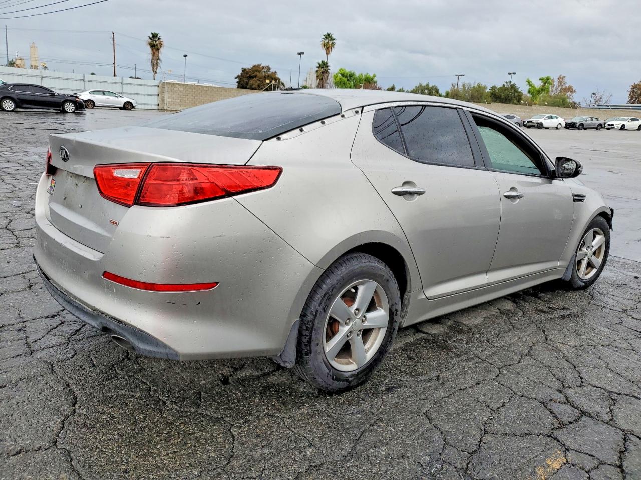 2015 KIA OPTIMA LX photo 3